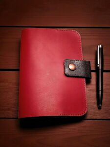 Etui à passeport cuir maroquinerie artisanale lyon