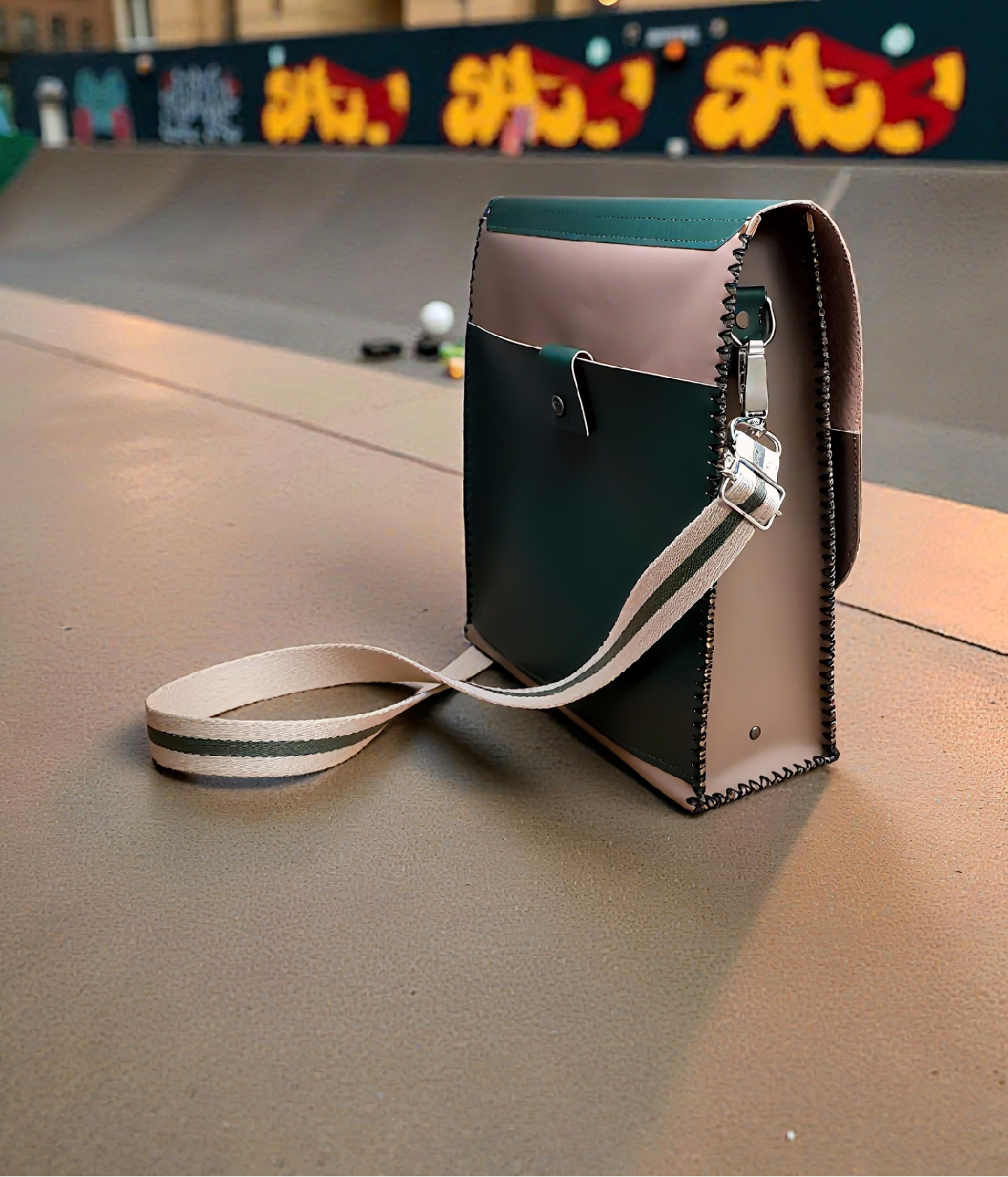 retouch_2025112318490685