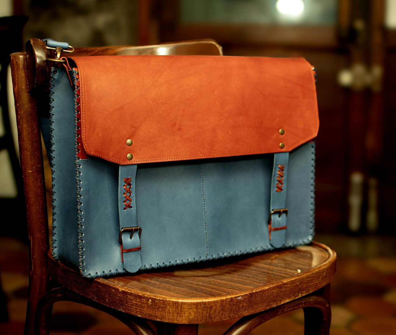 sacoche ordinateur 17" cuir végétal homme maroquinerie artisanal